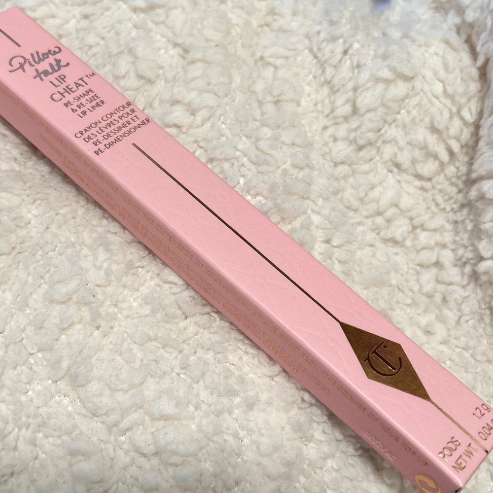 Charlotte Tilbury - Pillow Talk Nude - Lip Liner - $23 - FREE SHIPPING!!!!!!!!!